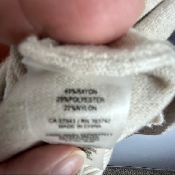 Aaeda Neutral Floral Embroidered Button Front Cardigan Sweater XL Cream - Picture 12 of 13